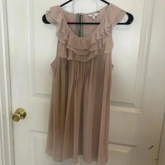 neu look - Picture 1 of 4